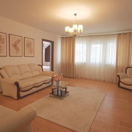 Classic Apartament Buzău Buitenkant foto